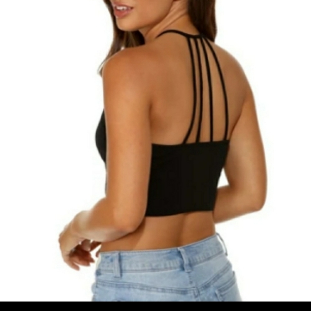🔴🆕️BLACK STRAPPY TOP - Picture 2 of 3